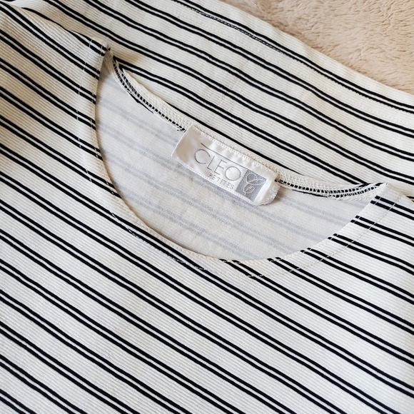 Striped Top - Picture 3 of 3